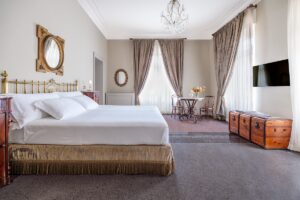 Hotel Locarno - struttura accessibile a Roma verificata da VemRent