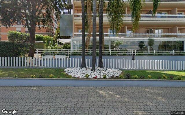 Courtyard Rome Hotel - Via Giuseppe Moscati 7