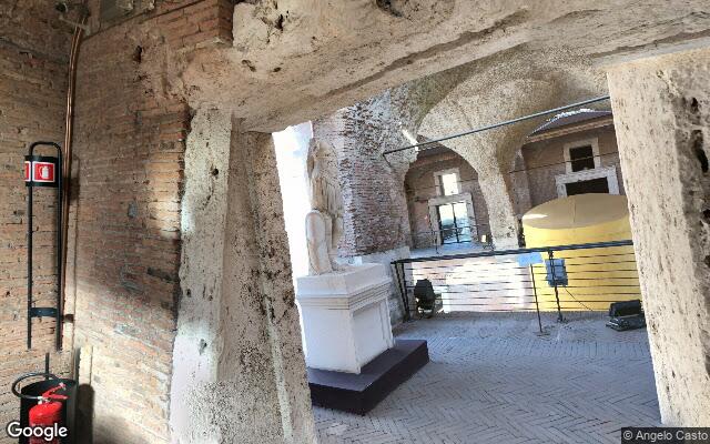 Hotel Traiano - Via 4 Novembre, 154