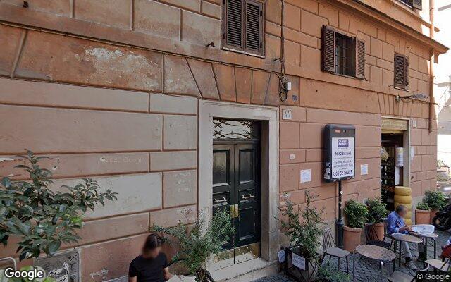 Queenavona - Via Di Parione 44