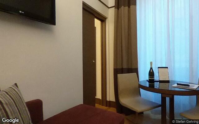 The Independent Hotel - Via Volturno 48