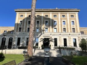 Th Roma – Carpegna Palace - struttura accessibile a Roma verificata da VemRent